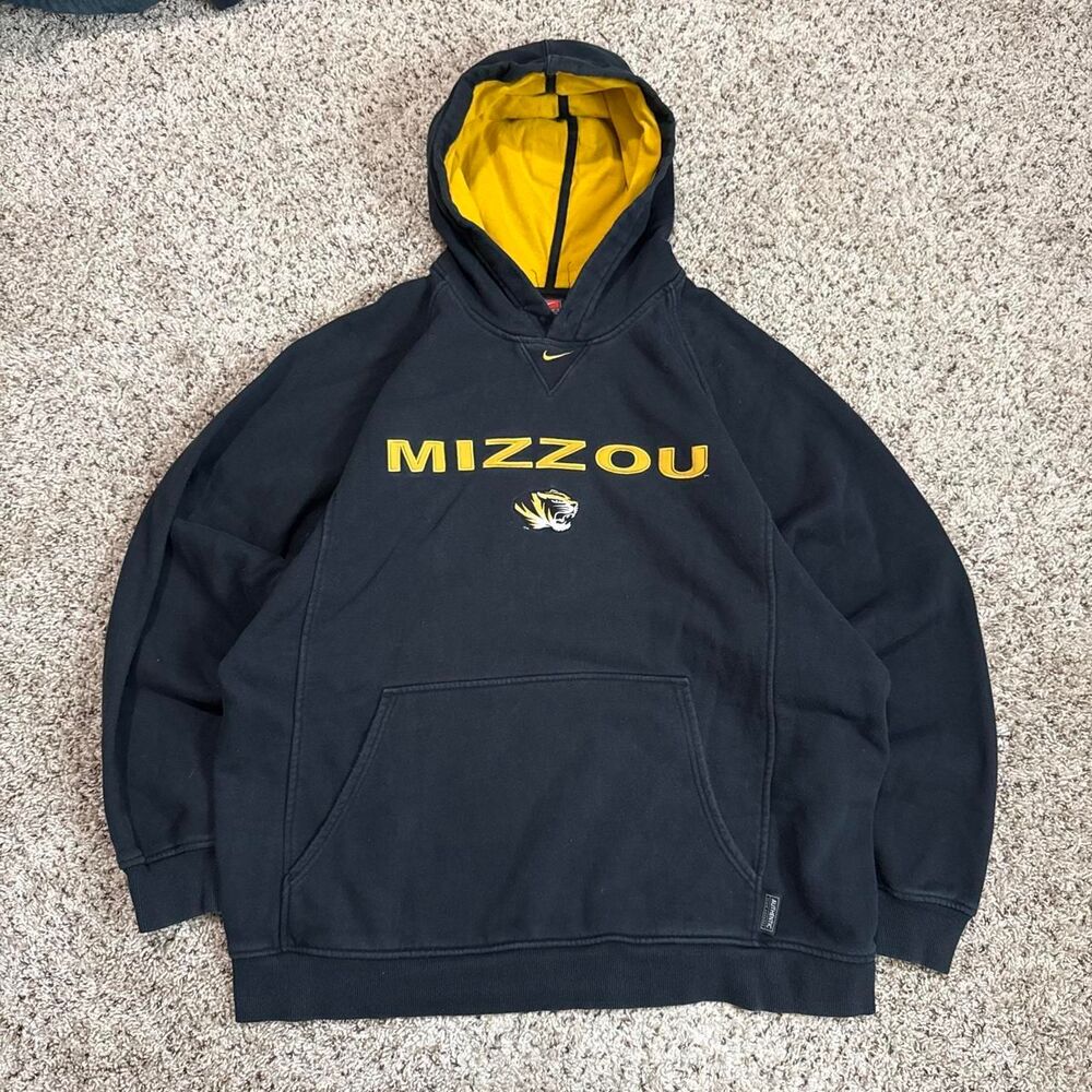 Nike Men's Black and Navy Hoodie